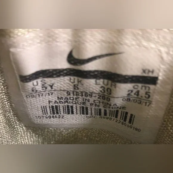 Nike Zoom LeBron Soldier XI Como Sneakers Junior Size 6.5Y MSRP $140 - Picture 9 of 9